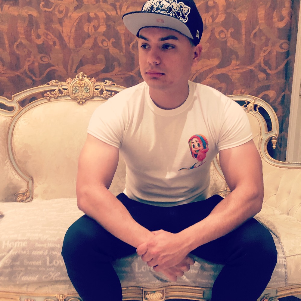 Meet your Posher, Jerry